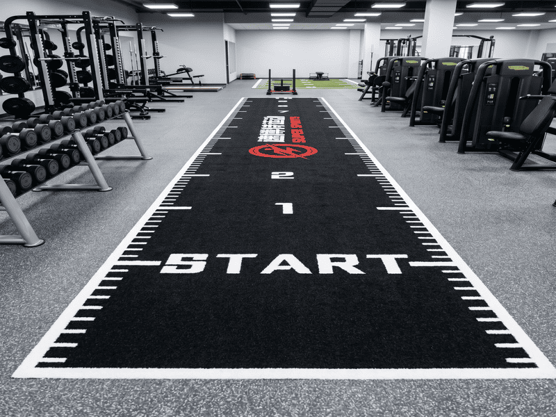 رسم تخطيطي لاحتكاك الزلاجات التي تسحب طبقات العشب بعيداً عن بعضها البعض